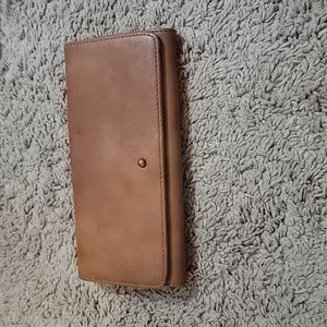 Universal threads wallet